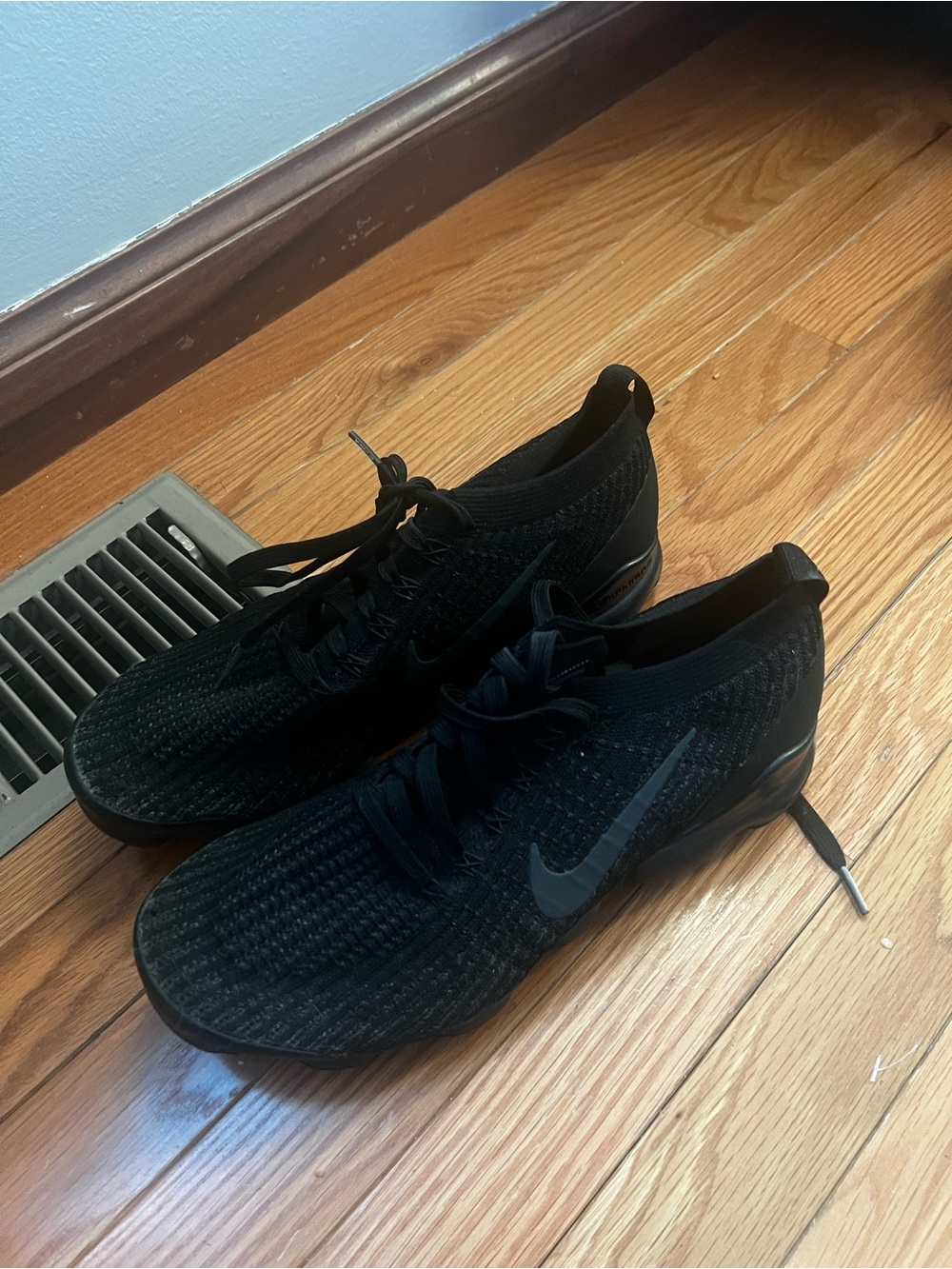 NIKE | black nike air vapormax flyknit 3